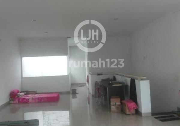 Warehouse and Shophouse in Bsb 2