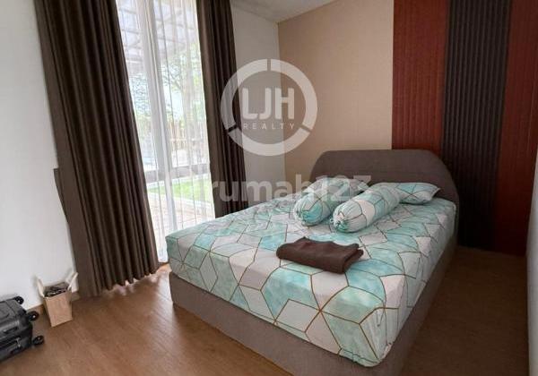 Ready-to-Occupy House in Citraland Bsb City 2