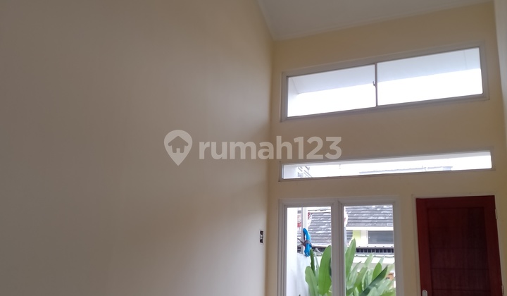 Contemporary Mezzanine Residence Near Cibubur, Just Bring Your Suitcase! 2