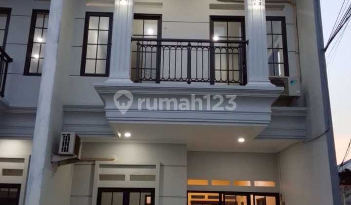 Elegant House, 995 Million per Year in Bhaktijaya Pancoran Mas Depok 2