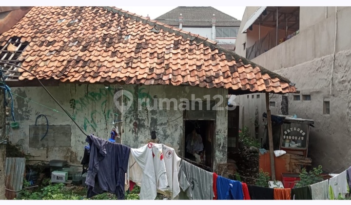 Rumah Tua, Jual Tanah Saja, 2,7 M di Balimester Jatinegara Jakarta Timur