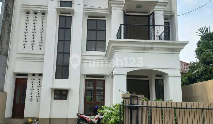 For Sale, 5.7M Ready-to-Live House in Cilandak, South Jakarta
