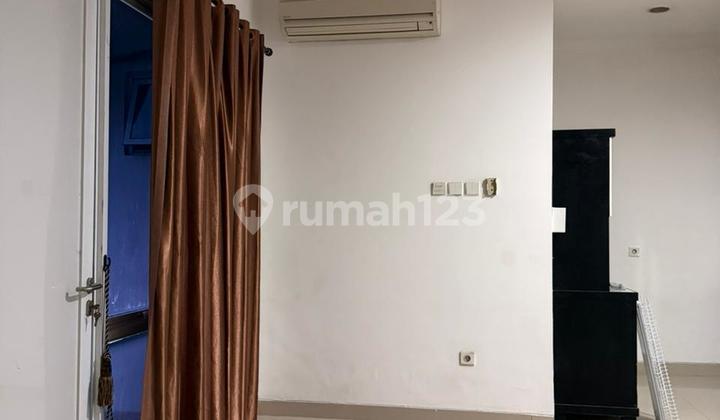 For Sale Luxury 2-Story House with Private Swimming Pool 2