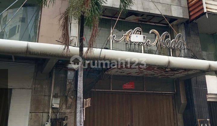 Sebidang Tanah Luas 381 M² di Pasar Baru