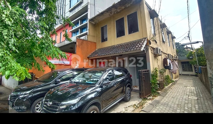 Sebidang Tanah Luas 108 M² di Warung Buncit Sebidang Tanah Luas 108 M² di Warung Buncit