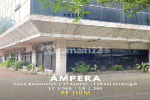 Gedung Kantor Komersial Pinggir Jalan Ampera Raya. High Traffic Gedung Kantor Komersial Pinggir Jalan Ampera Raya. High Traffic