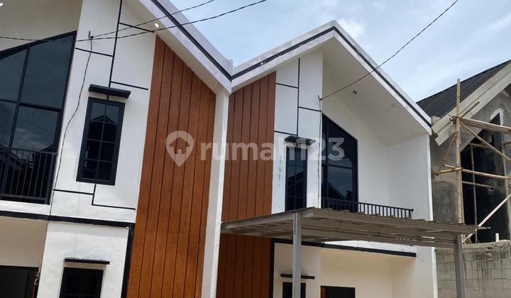 Residence Near the Large Cibinongpemda Mall