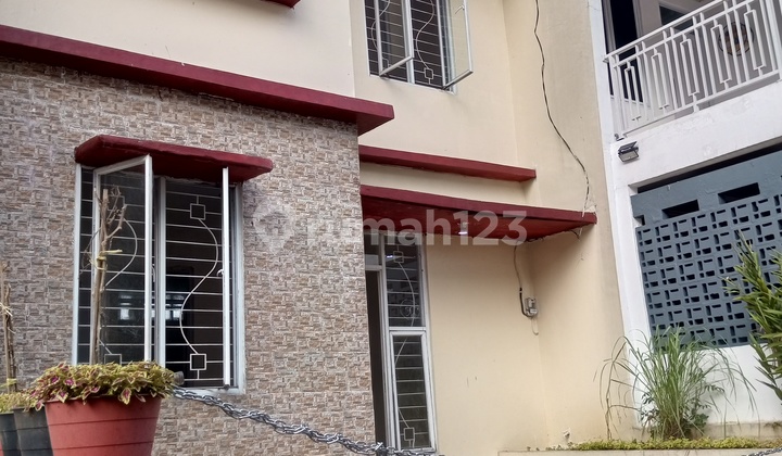 Ready Stock Cash Only , di Dekat Jalan Raya Besar