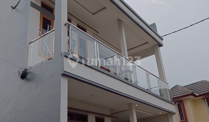 Rumah Dekat Taman Kota dan Tempat Wisata 2