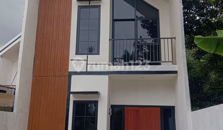 Rumah 3Menit ke Jalan Raya Besar dan 5 Menit ke Spbu Rumah 3Menit ke Jalan Raya Besar dan 5 Menit ke Spbu