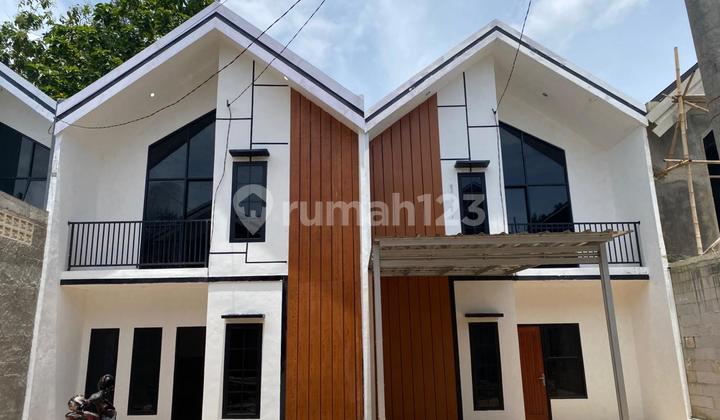 Rumah Baru Selangkah ke Jalan.raya Besar Dekat Kacamatan
