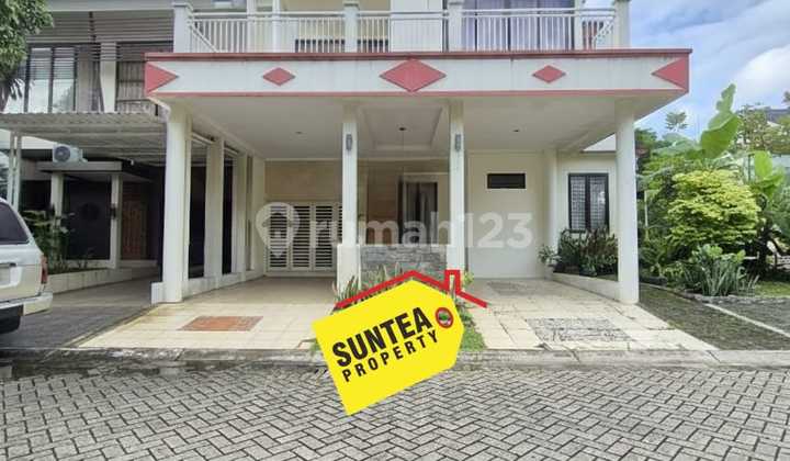 Nice House in Comfortable Bintaro Sector 9 Complex (744)