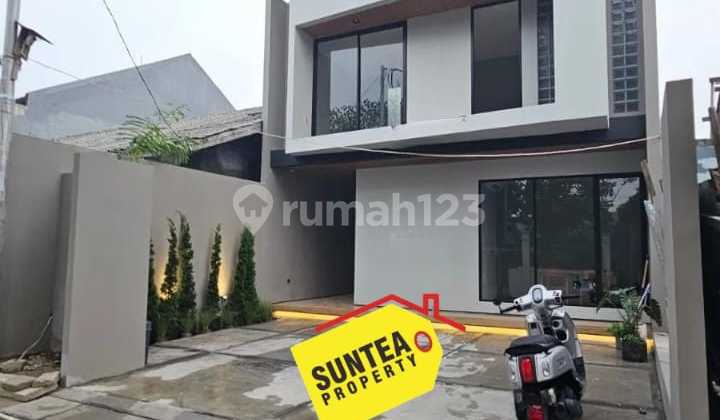 Modern Good House Ready to Occupied in Strategic Location