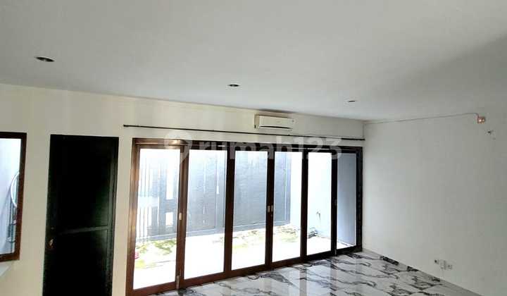 Rumah Bagus di Cluster Favorit di Bintaro (231)