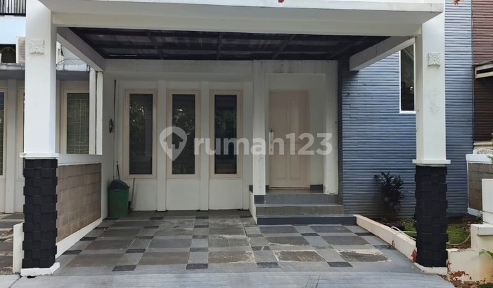 (751) Comfortable House for Rent in a Comfortable Cluster in Bintaro 2