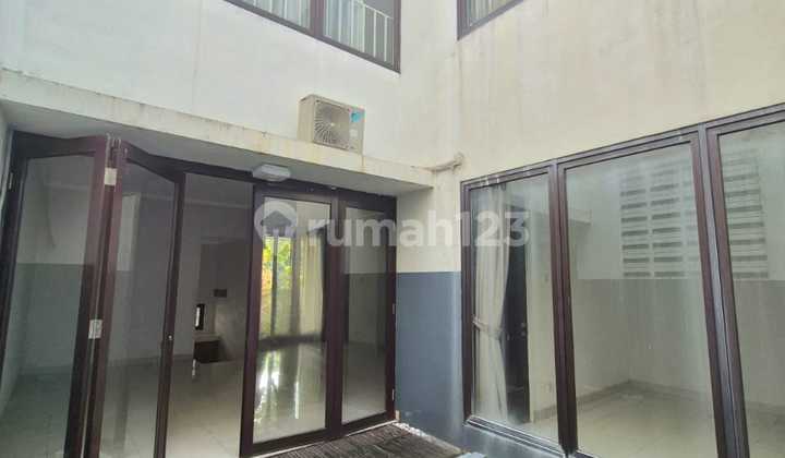 (670) Rumah Cantik Rapi Siap Huni di Bintaro 2