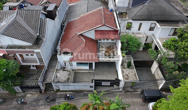 Rumah Daerah Cilandak 2 Lantai Lokasi Strategis 2