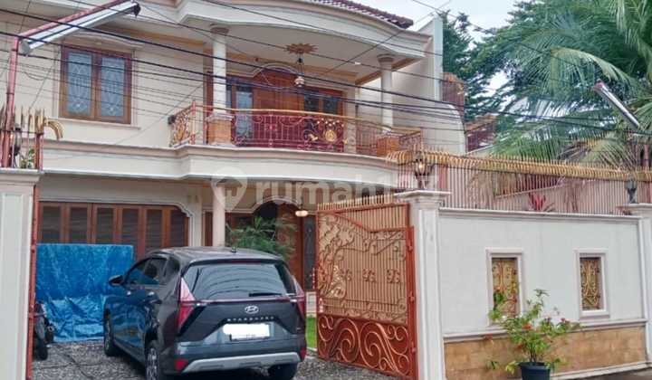 Luxury House Strategic Location Bintaro South Jakarta Spacious Backyard