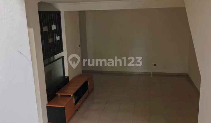 Puri Bintaro Townhouse Beautiful Homie Rental House Ready to Occupy Maleo 2