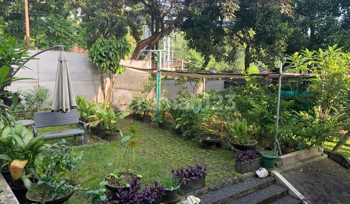 Rumah dengan Tanah Luas, Dekat Kampus Ui dan Pancasila 2