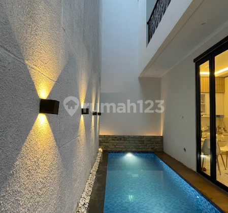Rumah Baru di Jagakarsa Cipedak Murah Ada Kolam Renang. 0197 Rumah Baru di Jagakarsa Cipedak Murah Ada Kolam Renang. 0197