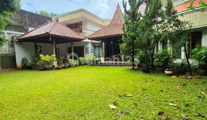 Rumah Halaman Luas di Bintaro Jaya Sektor 9. 0856 Rumah Halaman Luas di Bintaro Jaya Sektor 9. 0856