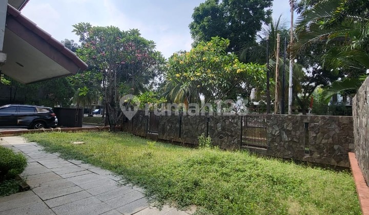 Rumah Lapang di Bintaro Sektor 7 Dekat Mall. 0771 2