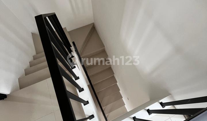 1 Lantai Ready Murah Dekat ke Stasiun Tanpa DP