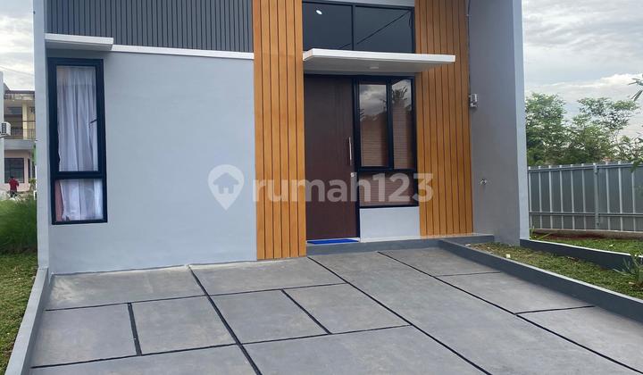 1 Lantai Cuman Selangkah ke Stasiun Tanpa DP 1 Lantai Cuman Selangkah ke Stasiun Tanpa DP