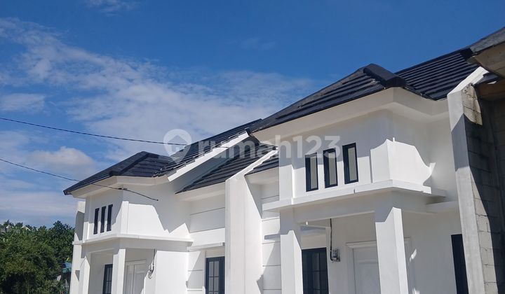 1st Floor European Classic Ready to Live In Near Transjakarta