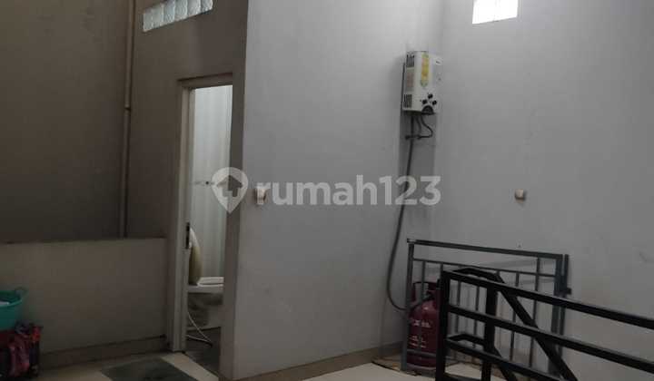 For Sale: House in Duta Bandara 2