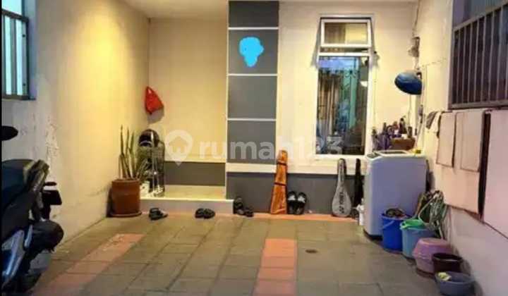 Di Jual Rumah di Taman Palem Lestari Siap Huni