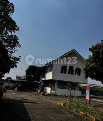 For Rent Independent Warehouse in Mm2100 Industrial Area Cikarang 40 Ft Access