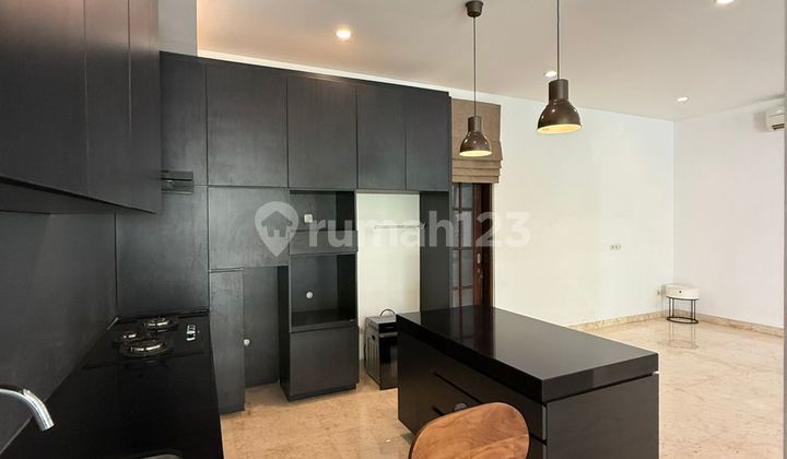 Dijual Rumah Eksklusif di Kemang Jakarta Selatan 2