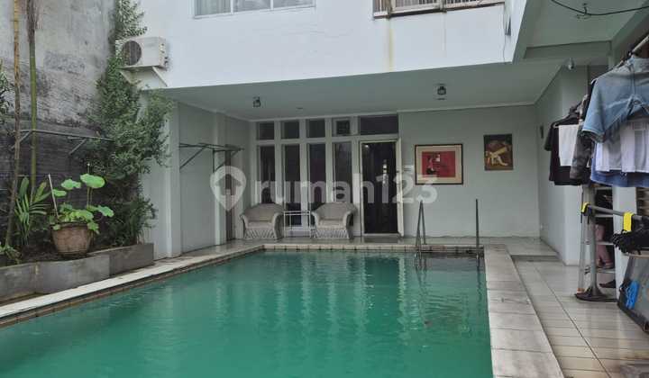 Dijual Cepat Rumah Bangka Raya. Area Komersil Pinggir Jalan Raya Dijual Cepat Rumah Bangka Raya. Area Komersil Pinggir Jalan Raya