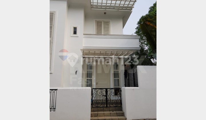 For Sale Luxury House in Kemang Barat - Private Pool & Ready to Occupy
