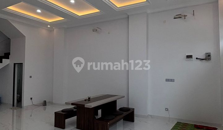 3-Story Shop House For Rent 2