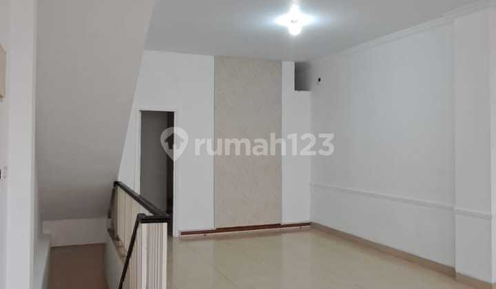 Dijual dan Disewakan Ruko Grand Galaxy , Rapi Siap Pakai di Area Komersil
