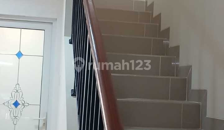 Semi-Furnished North-Facing House for Sale in Gading Serpong 2