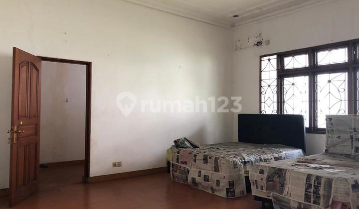 Two-Story Building House with 5 Bedrooms in Pondok Pinang, South Jakarta 2