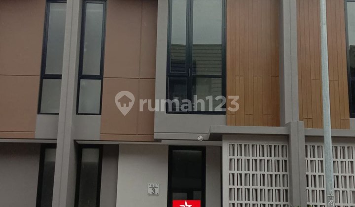 Nice Furnished House in Summarecon Bekasi Nice Furnished House in Summarecon Bekasi