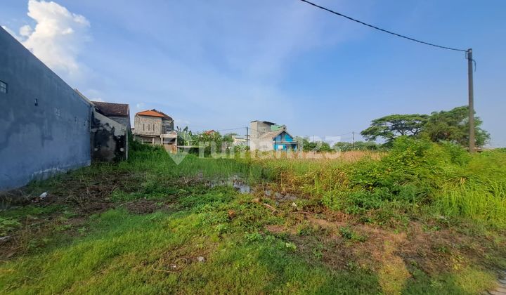 Quite Large Land Surabaya Near Its