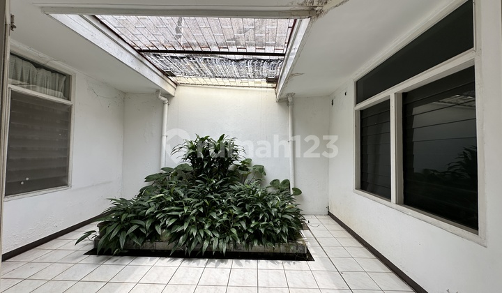 Dijual Rumah Daerah Kebayoran Baru