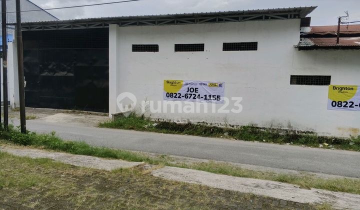 Gudang Luas Dijual di Jl. Ringroad | Cocok untuk Showroom Mobil Gudang Luas Dijual di Jl. Ringroad | Cocok untuk Showroom Mobil