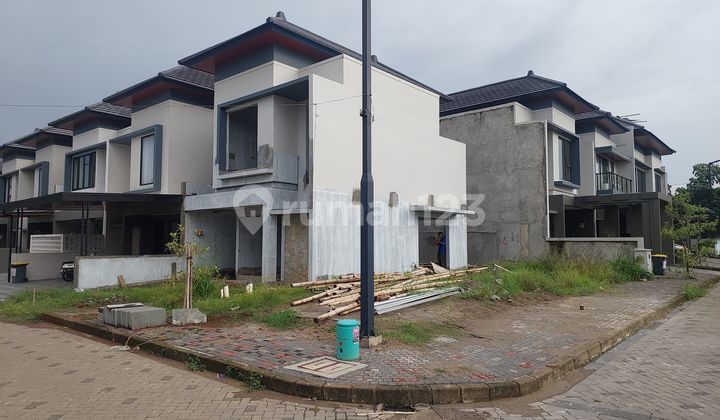 Rumahhook Premium strategic Grand Pajajaran near Sumarecon Toll. 2