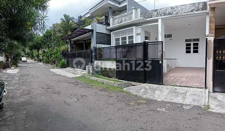 Cool House Baranangsiang Indah 5 Minutes Access to Sumarecon Toll Road House 2