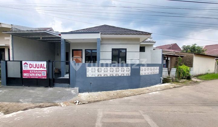 For Sale! New Minimalist Modern House in Ciomas Permai with Toll Road and Station Access For Sale! New Minimalist Modern House in Ciomas Permai with Toll Road and Station Access