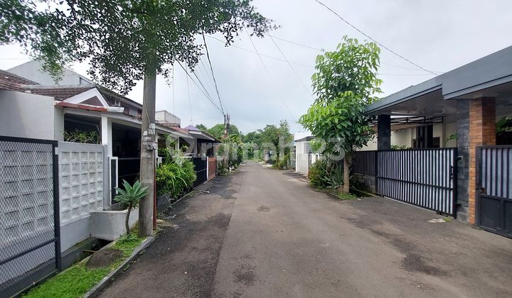 Beautiful Minimalist Modern House 500 Million in Ciomas Permai 2