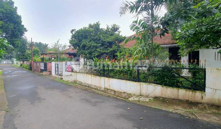 Strategic Residential House in the Center of Bogor City Ciwaringin House 2