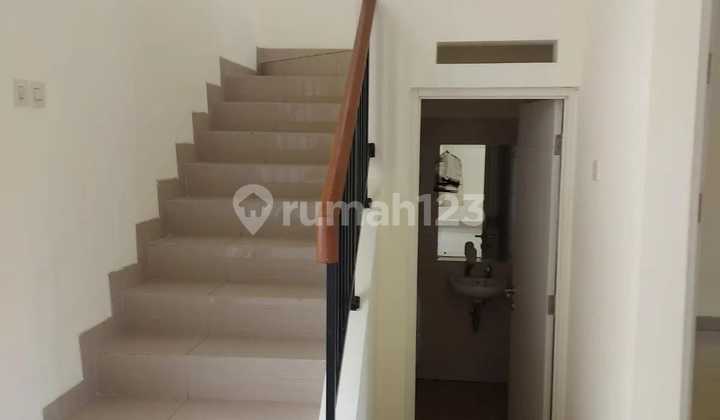 Dijual Rumah Bagus Siap Huni di Harapan Indah Cluster Samata Bekasi (2 Lantai) 2